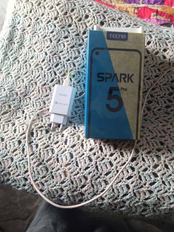 Tecno spark 5 pro 0