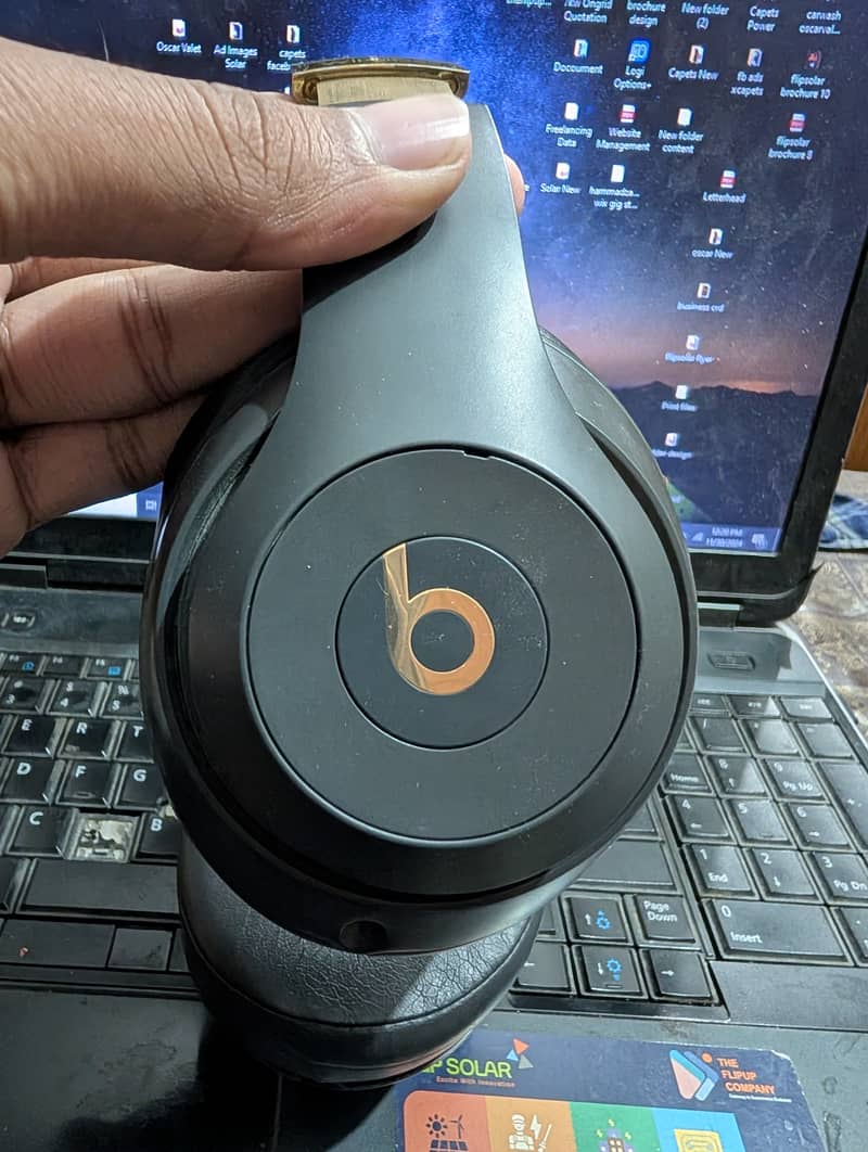 Beats studio 3 wireless headphones 7