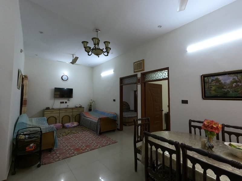 Fair-Priced Prime Location 200 Square Yards House Available In Model Colony - Malir 5