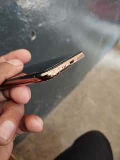 iphone xs Non pta (But sim working 2 year ago