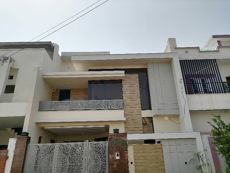 Best Options For Prime Location House Is Available For Sale In Satiana Road 2