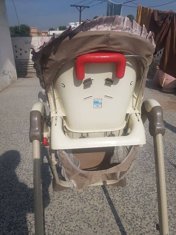 Kids high chair / Baby chair bought from Oman 7