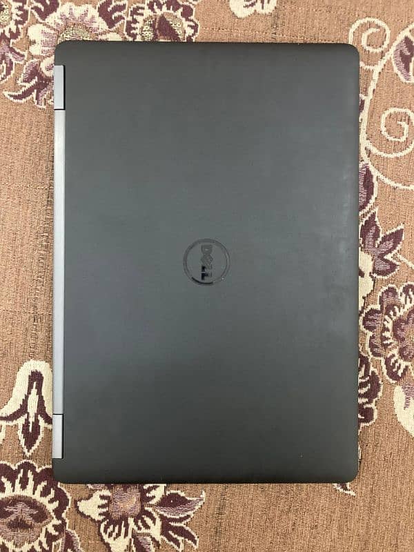 Dell Laptop Latitude E7470  8 GB Ram 128 SSD 1