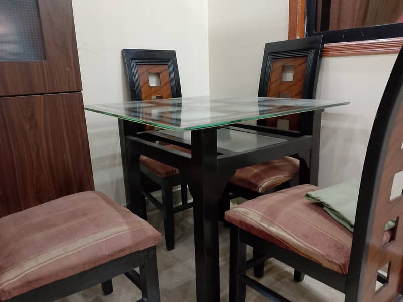 Dining table for 4 person 1