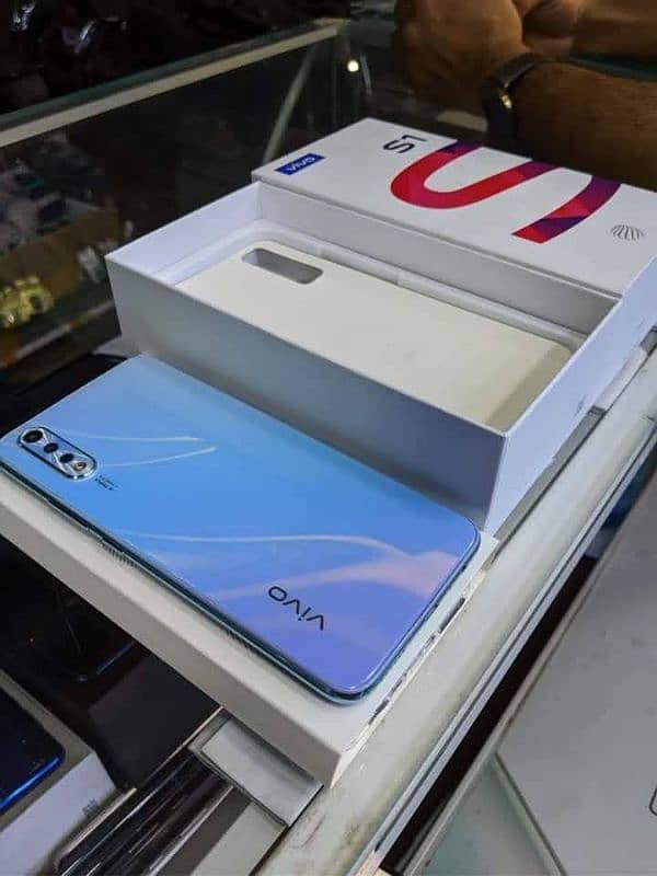 vivo s1 what's app 03230915322 6