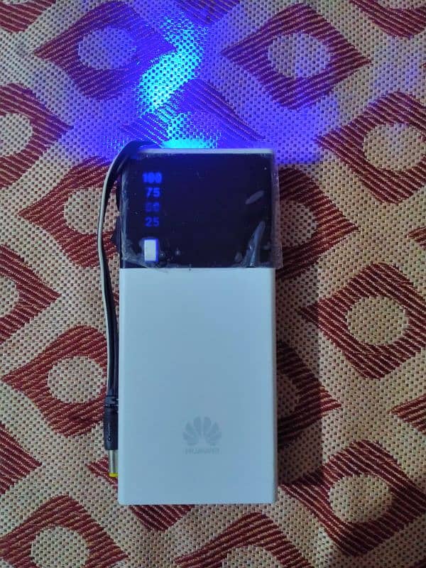 Smart Wifi Power Bank 12V 4