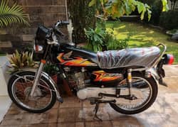 Honda CG 125 for sale my WhatsApp contact 03/25/99/30/677