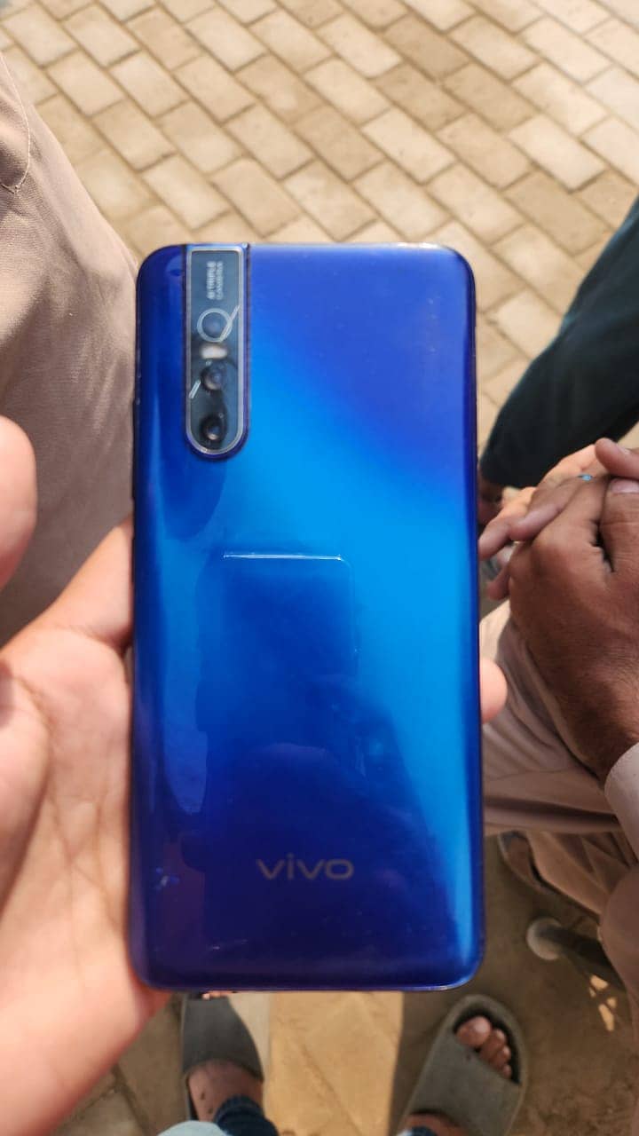 VIVO V15 PRO 7