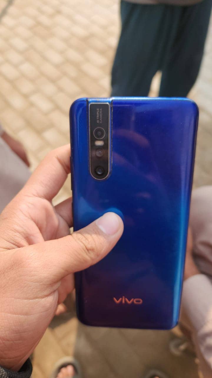 VIVO V15 PRO 8