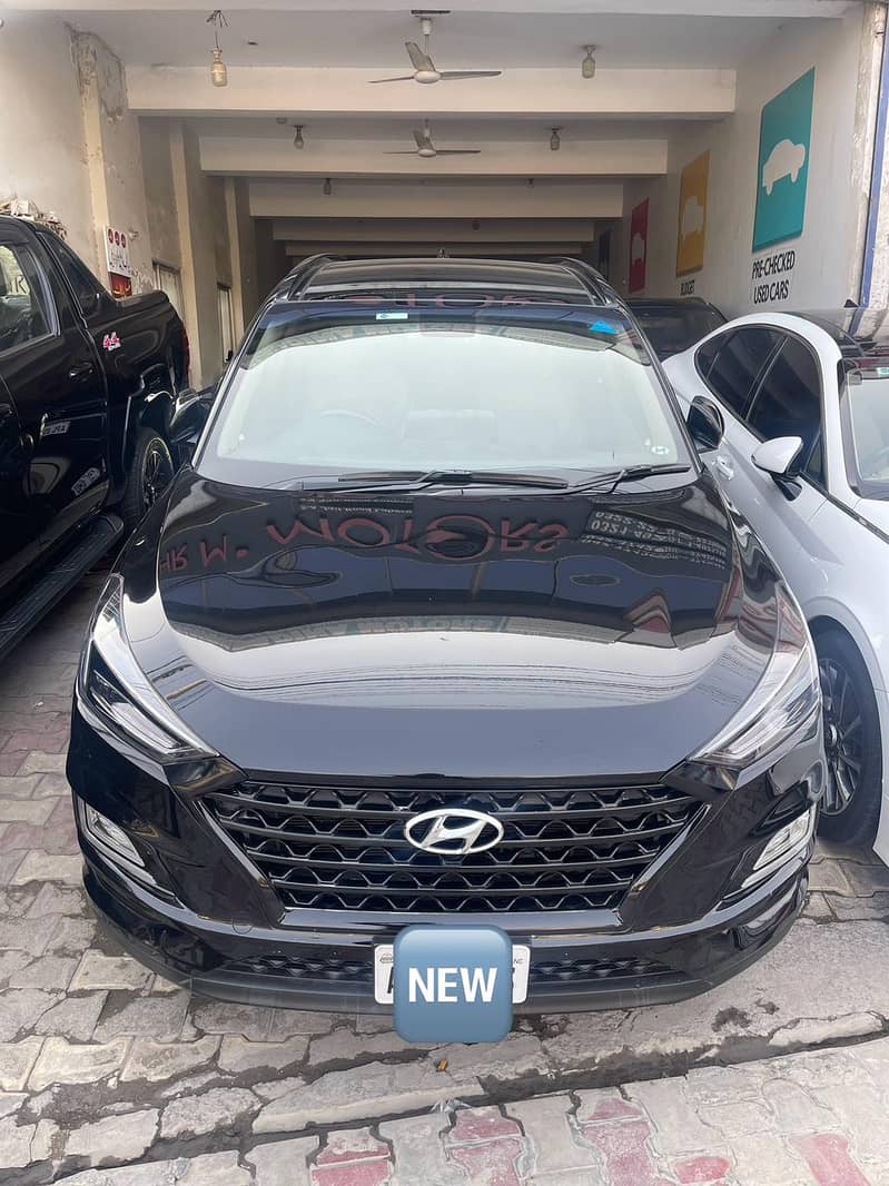 Hyundai Tucson awd 2022 Model 1