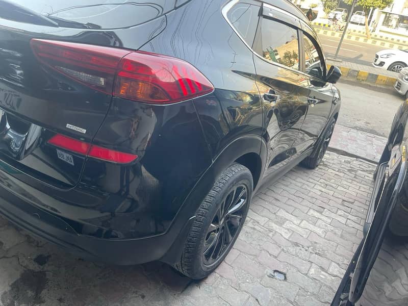 Hyundai Tucson awd 2022 Model 4