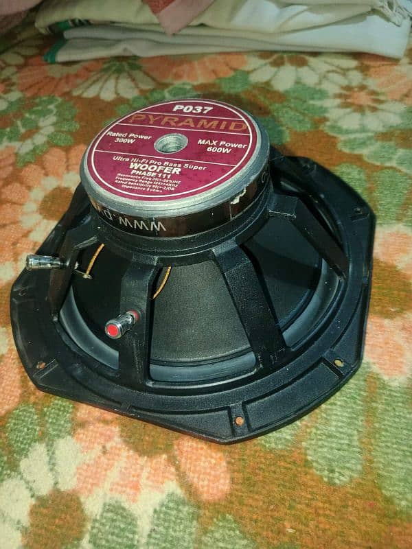 Yamaha speaker 12 inc Max power 600w 4