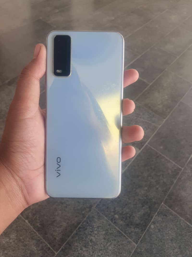 vivo y20 in good condition for sale 0