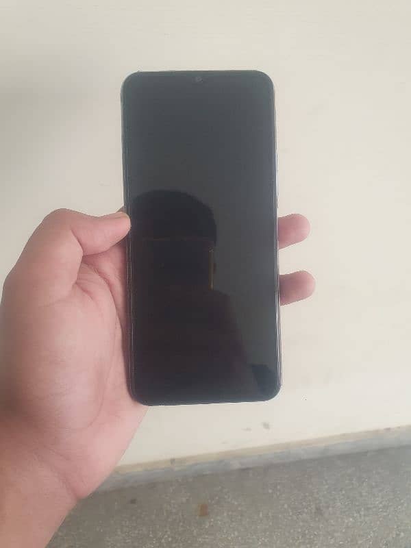 vivo y20 in good condition for sale 1