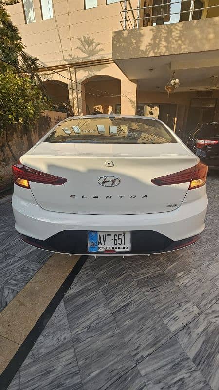 Hyundai Elantra GLS 2021 6