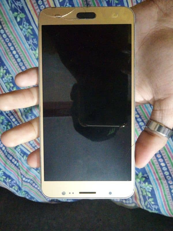 Samsung J7 2016 1