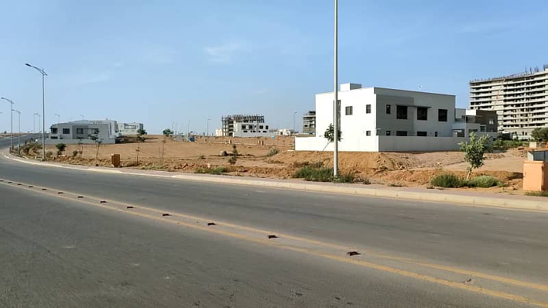 500sq yd Plot Facing Bahria Headoffice FOR SALE (Best Investment Opportunity 1