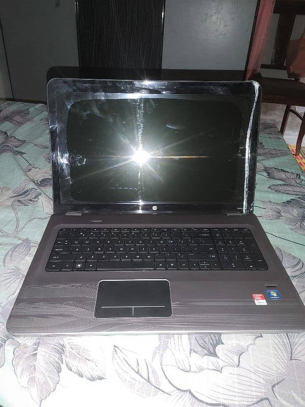 hp pavilion dv7 core i5 num pad 17 inch 0