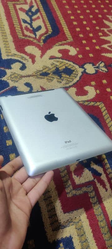 Apple Ipad 4- 64GB 2