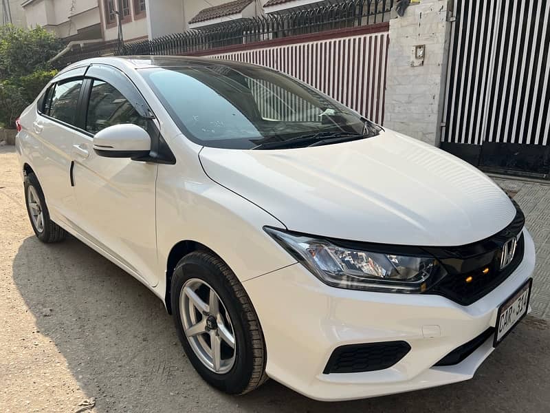 Honda City IVTEC 2024 Brand new 900km only 1