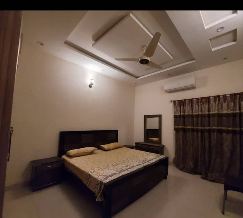 Furnished 10 marla House Upper Portion For Rent in Bahria Town Lahore 5