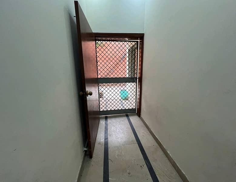 House For sale Is Readily Available In Prime Location Of Johar Town Phase 1 - Block A2 2