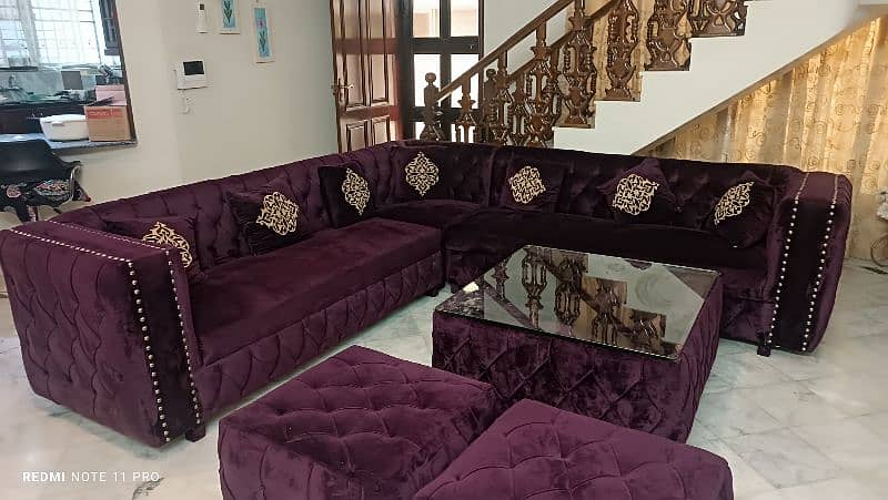 7 seater sofa with center table 5