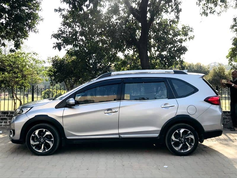 Honda BR-V 2020 3