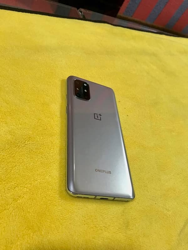 one plus 8 T good condition Available 0