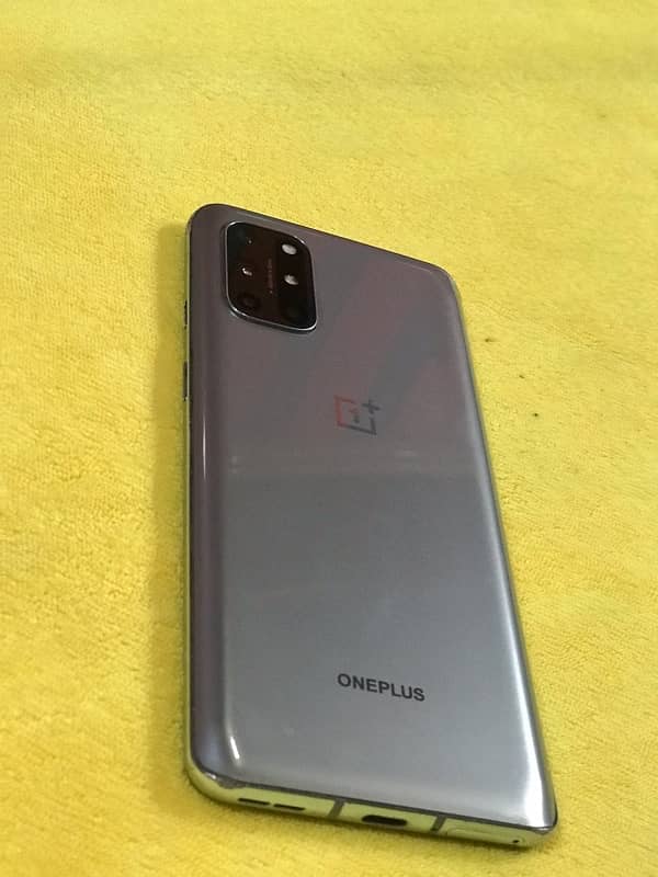 one plus 8 T good condition Available 2