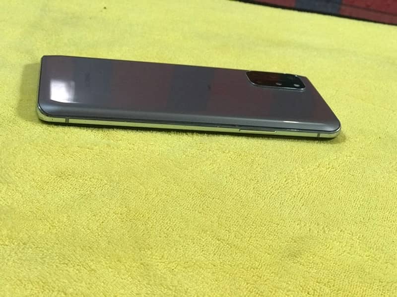 one plus 8 T good condition Available 7