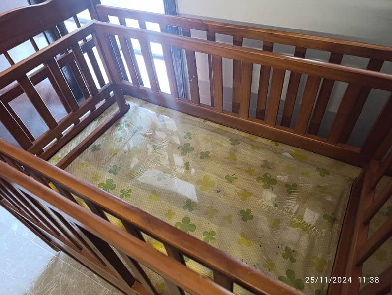 BABY COT 8