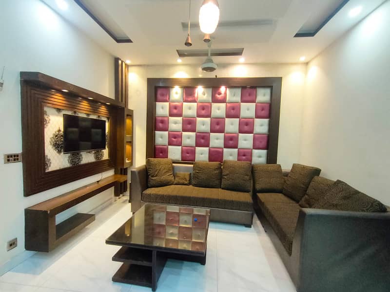 Eight Marla Luxury Furnished Upper portion in Bahria Town Lahore 0