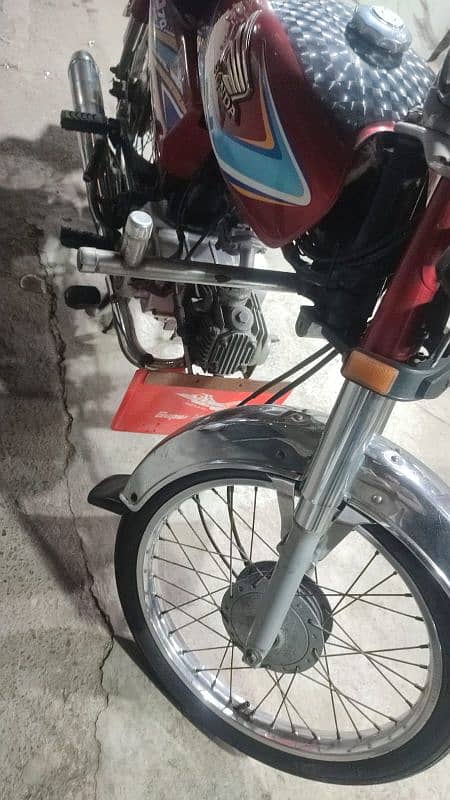 Honda CD 70 Model 2019 1