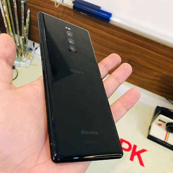 Most popular Gaming phone SnapDragon 855 high performance Sony Xperia1 1