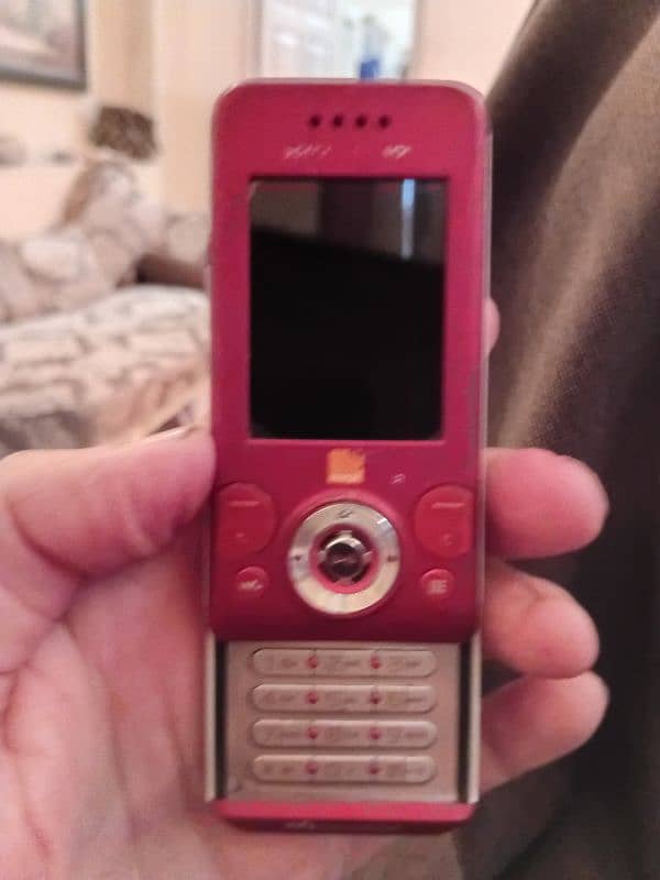 Sony Ericsson phone for sale 0