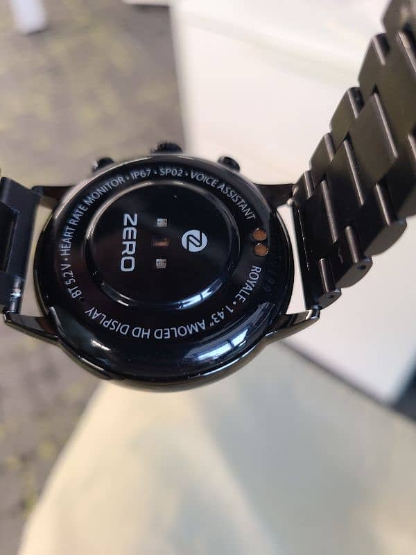 zero royale smartwatch almost new 7