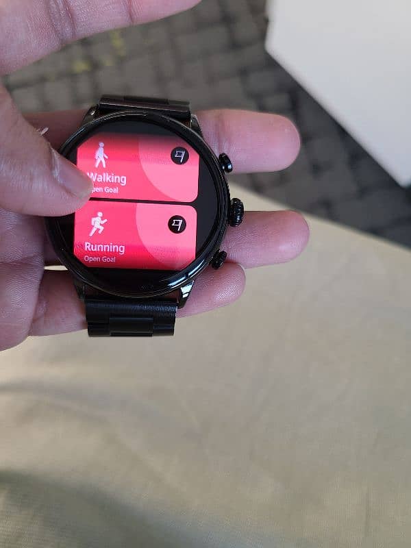 zero royale smartwatch almost new 12