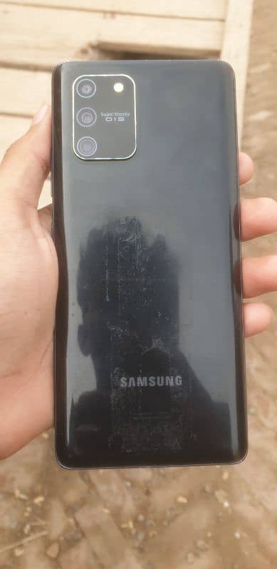 samsung s10 lite 1