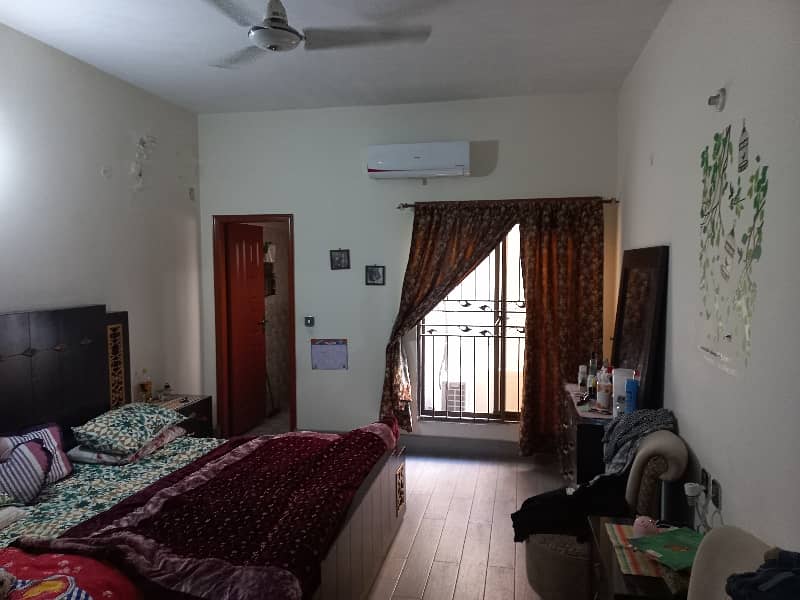 10 marla facing park house for rent 4