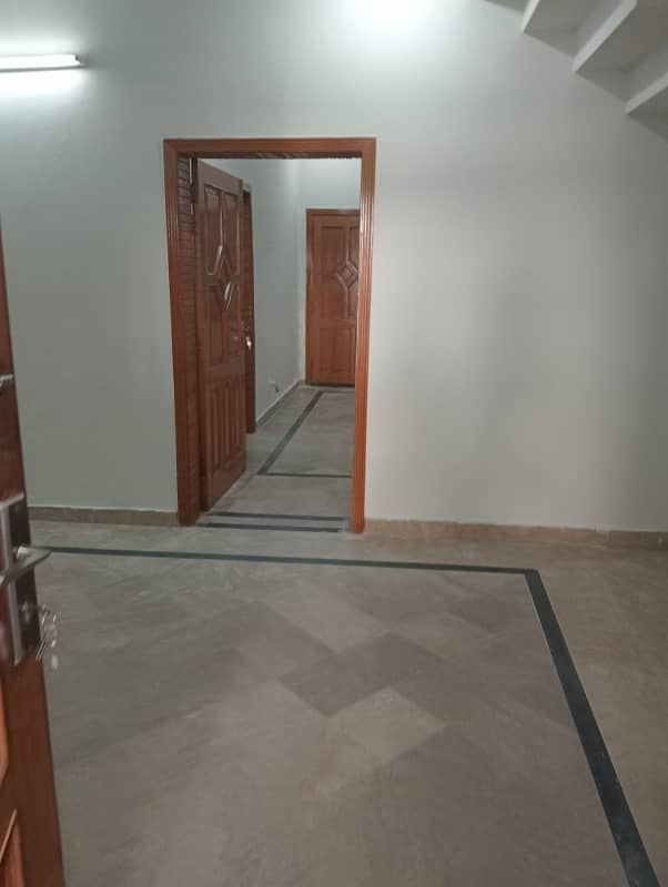 10marla 3beds DD TV lounge kitchen attached baths neat clean open basement for rent in G 13 3 islamabad 0