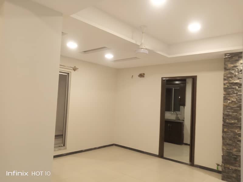 3Bed 1266 SQF Apartment Available for Rent in Pine Heights Luxury Apartment D-17 Islamabad 7