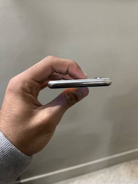 iPhone X 256GB 4