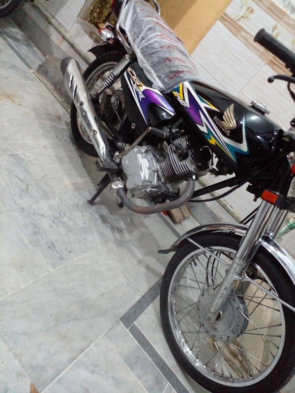 Honda 125 in original condition 20 model 3