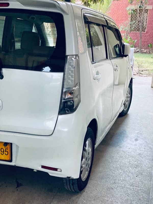 Suzuki Wagon R Stingray 2016 1