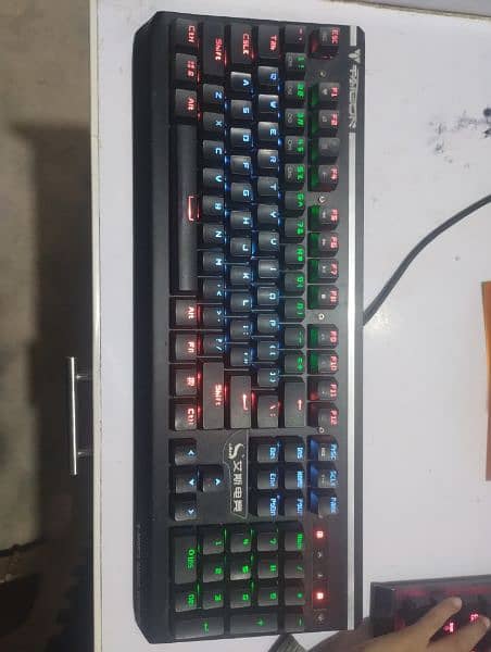 hp 22 inch ips 1080 lcd & mechanical keyboard 6