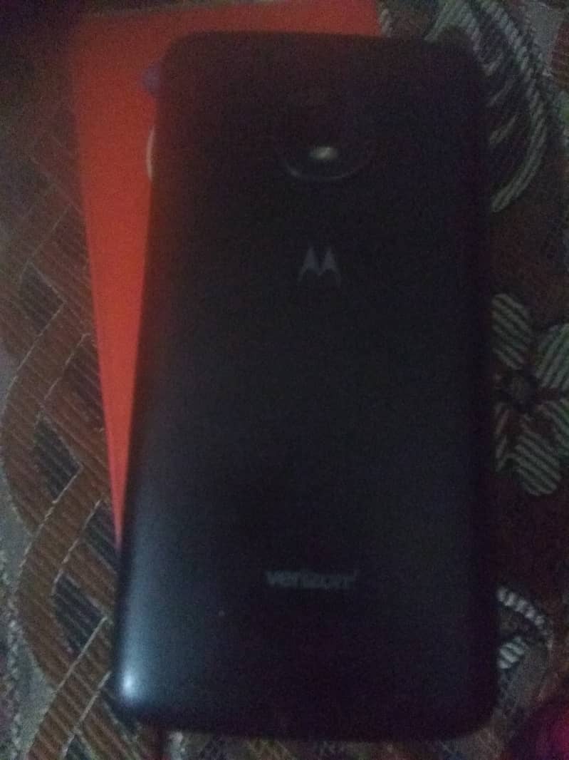 Moto e4 0