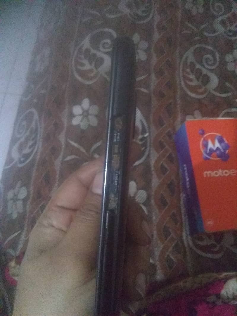 Moto e4 4