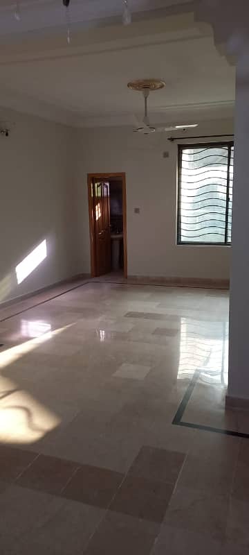 6 Marla House For Rent near express way 0