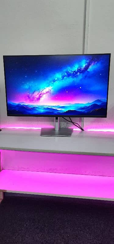 Dell P3222QE 32" 4K IPS 10bit Type-C USB-C Monitor 0